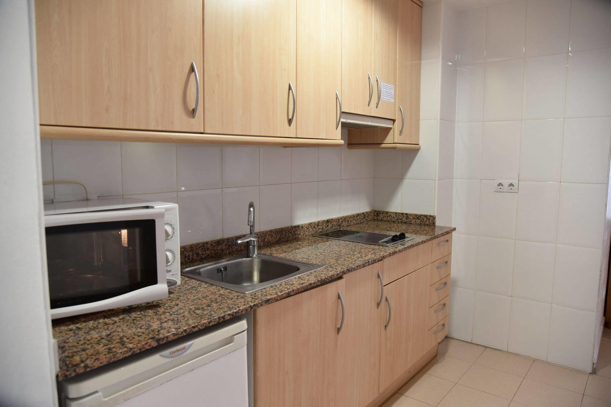 Ar Dosjoimi Apartament *